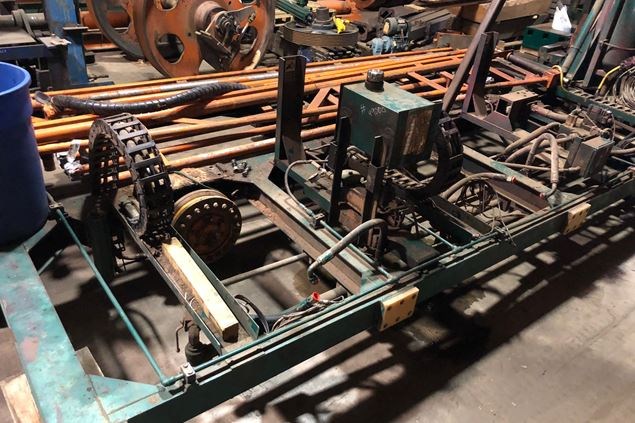 2001 McDonough 42inch 3 Knee Carriage Carriage (Sawmill)
